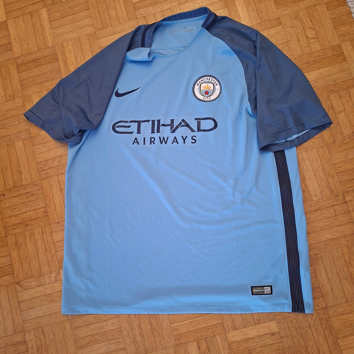 Manchester City Heimtrikot 16/17 in Grösse XL