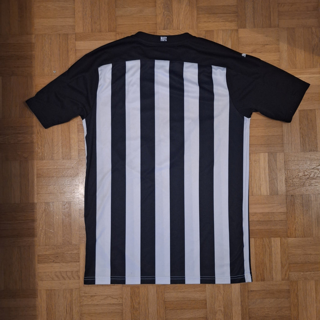 Newcastle United Heimtrikot 20/21 in Grösse M