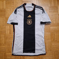 Deutschland Heimtrikot WM 2022 in Grösse S slimfit